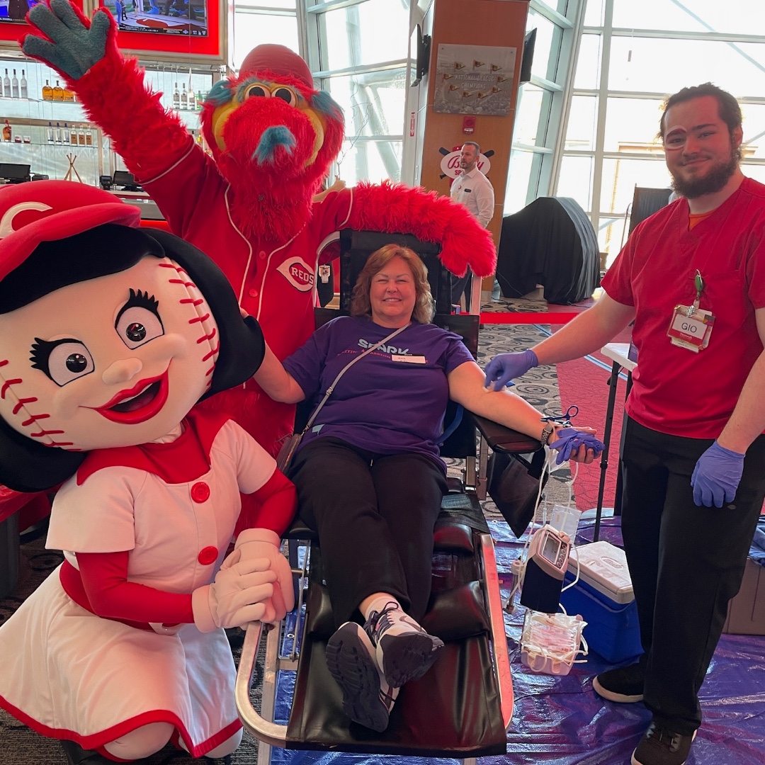 Cincinnati Reds stadium blood drive with Hoxworth Blood Center
