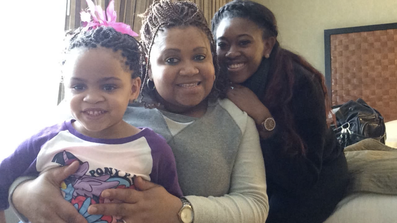 DeShawna with Journey and her oldest daughter