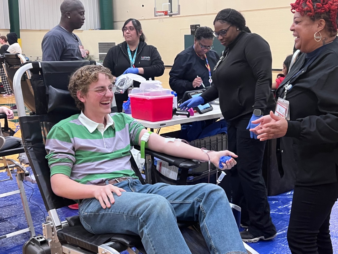 High school blood donor donating at Sycamore high school